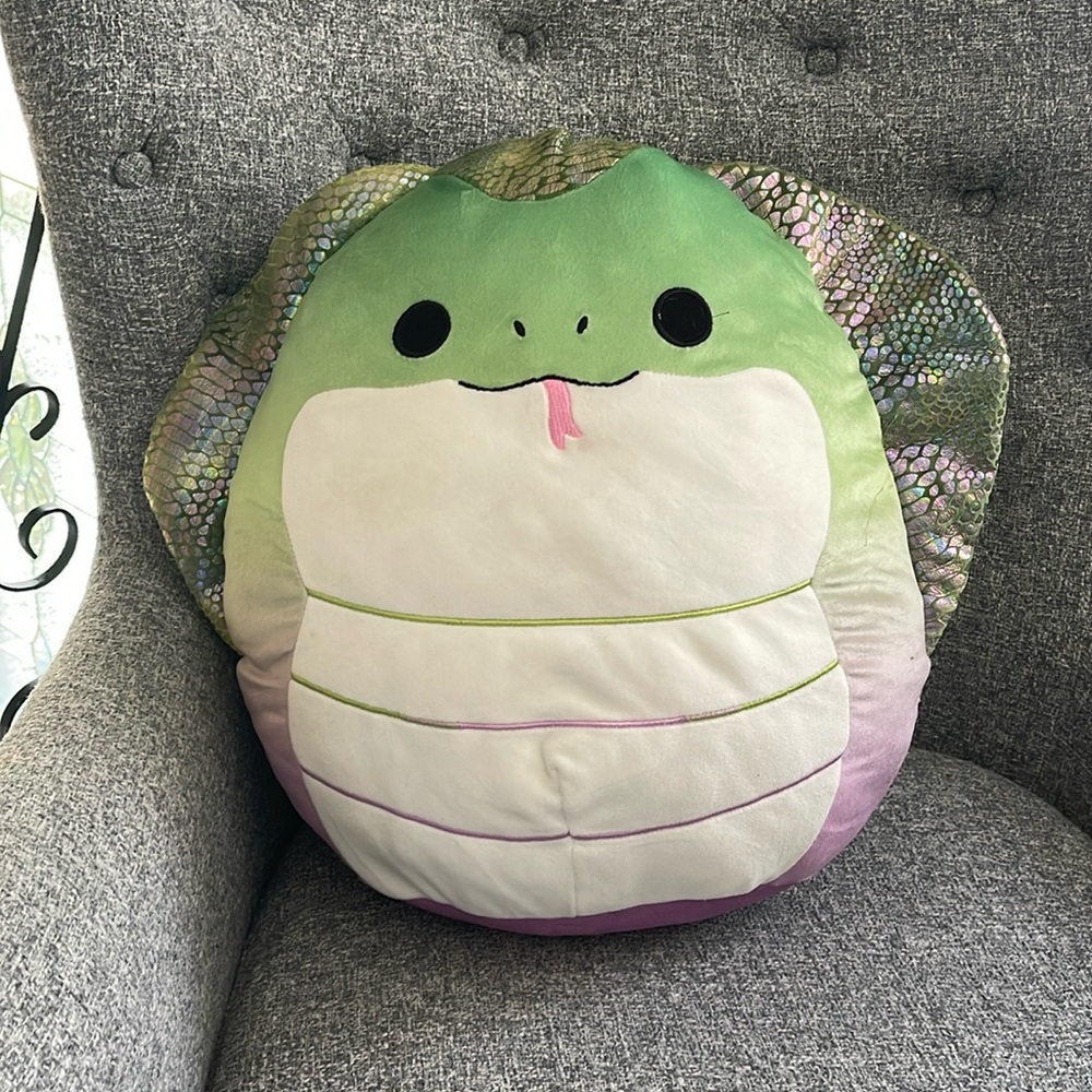 Giant Cobra Squishmallow
